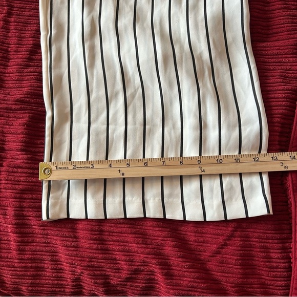 Topshop High Waist Wide Leg Crop Trousers. Size 6. - Picture 13 of 13